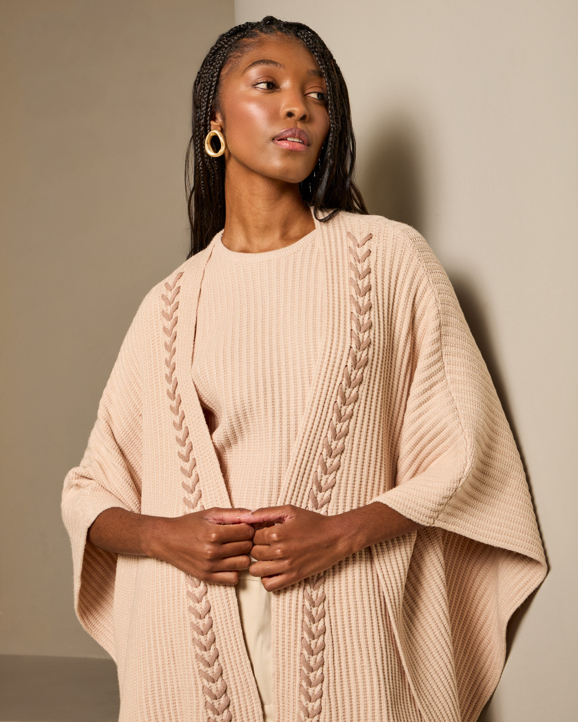 21010012_0200_1-PONCHO-CAPRIELE