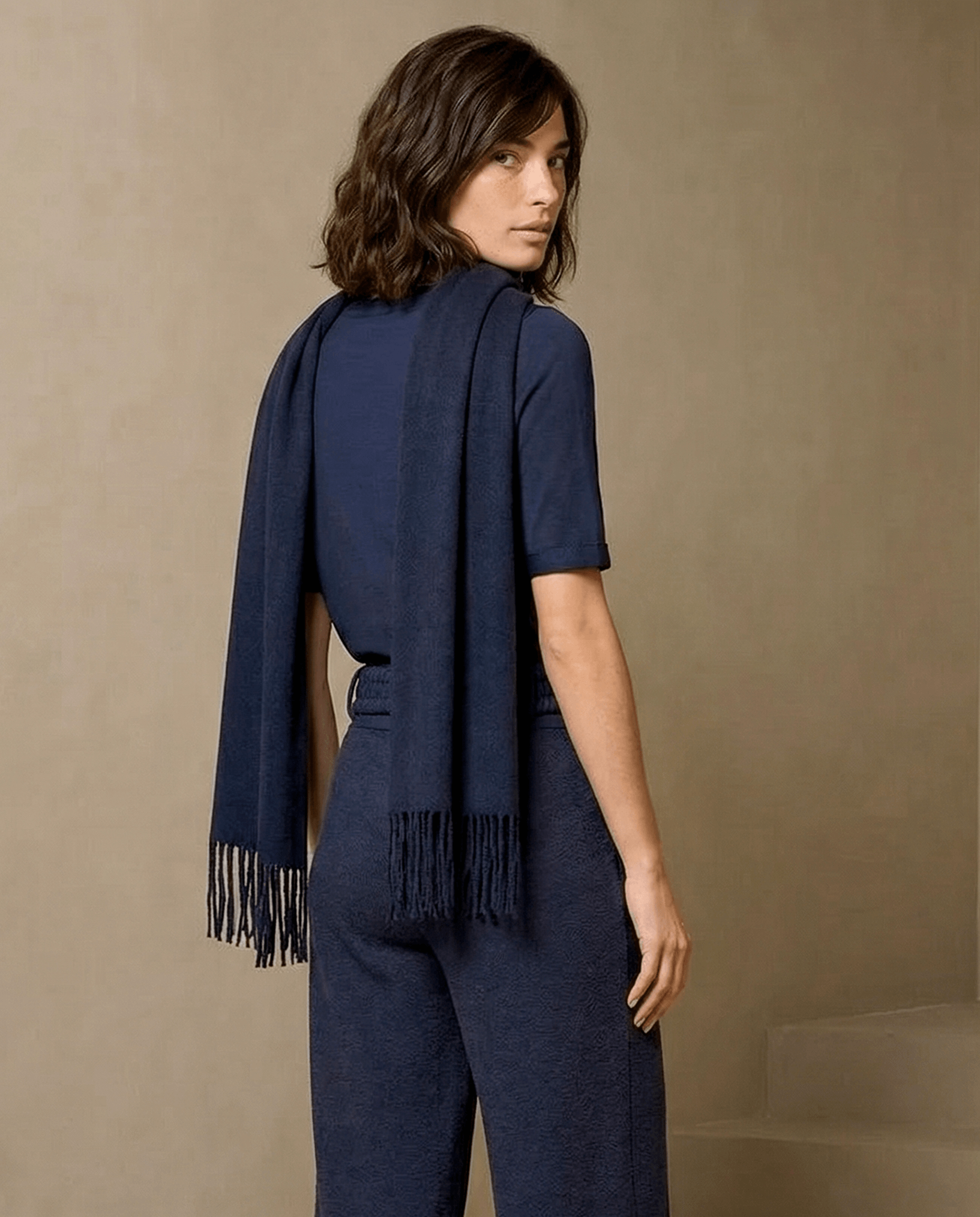01030006_0006_3-PASHMINA-AVERY